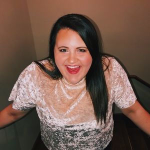 Meet your Posher, Hannah